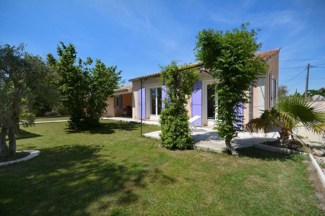 Mas Et Gite De La Picholine LʼIsle-sur-la-Sorgue Eksteriør billede